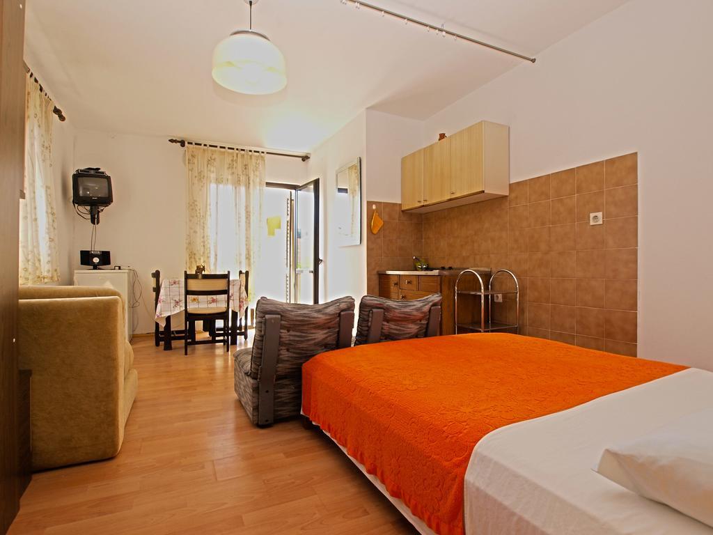 Apartments Antica Pula Ngoại thất bức ảnh