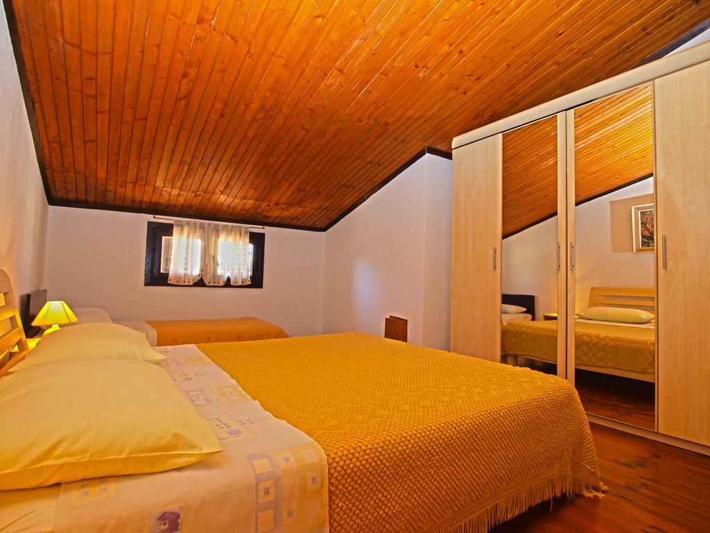 Apartments Antica Pula Ngoại thất bức ảnh